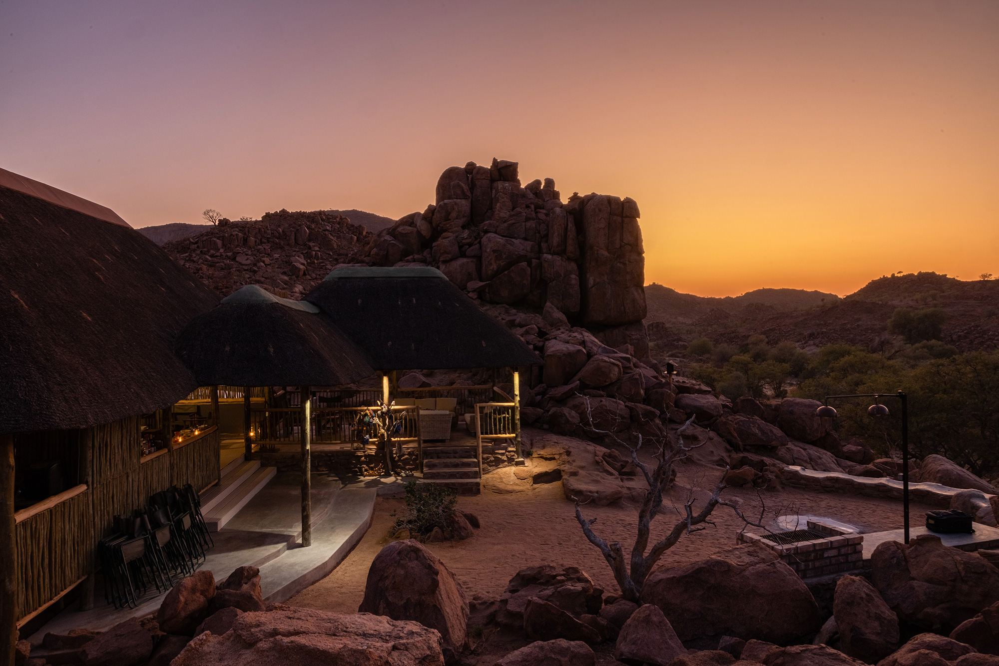Ozondjou Adventure Camp - Alla ricerca degli elefanti in Namibia